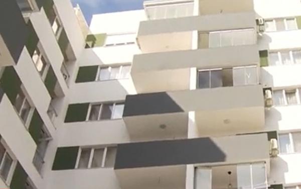 Proprietarii care îşi închiriază locuinţele, obligaţi să aibă casă de marcat din 2026