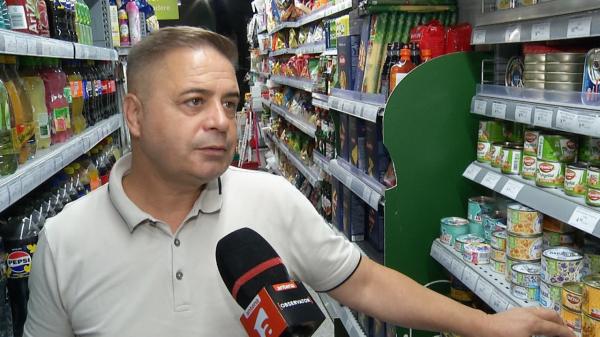 Magazinele mici, de cartier, pierd teren în faţa inflaţiei