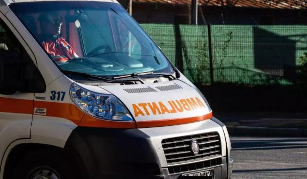 O persoană a fost înjunghiată pe o stradă din Sectorul 4 al Capitalei. Agresorul a fost prins