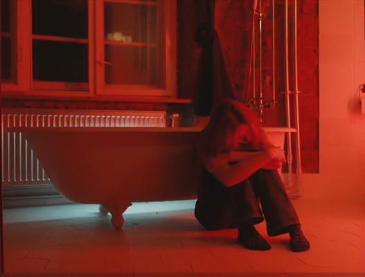 OMS: Peste 1 miliard de oameni au probleme de sănătate mintală. În fiecare an, au loc 700.000 de sinucideri