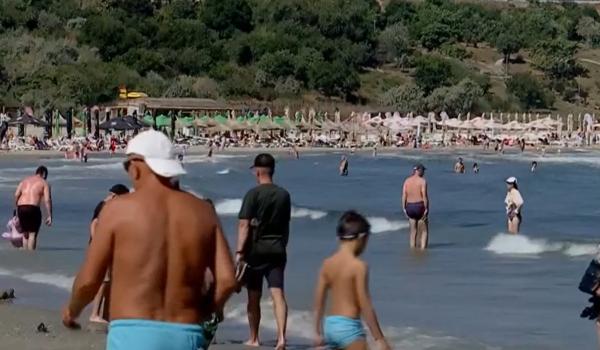 Ultimele zile de vacanţă pe litoral au adus preţuri mai mici decât anul trecut. Gradul de ocupare este de 90%