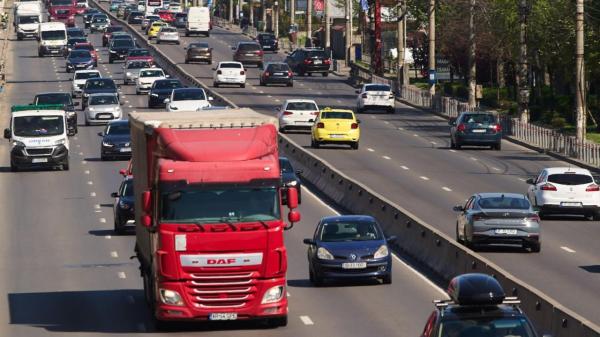 Restricții pe DN1, de astăzi, și în zona Podului Băneasa. Unde se închide complet circulaţia