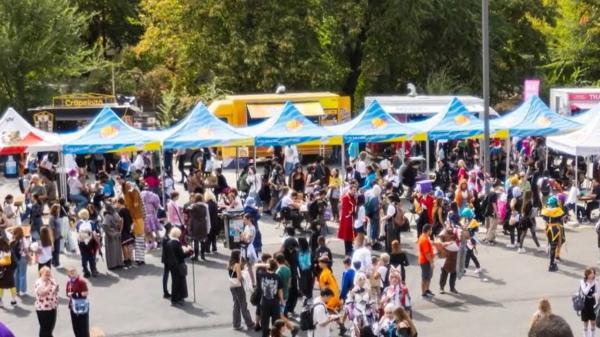 Peste 60.000 de participanţi la Comic Con, cel mai mare festival de de cultură pop din Europa de Est