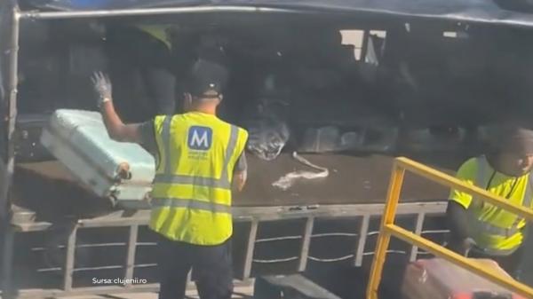 Măsurile luate în cazul angajaţilor din aeroportul Cluj care îşi băteau joc de bagajele oamenilor