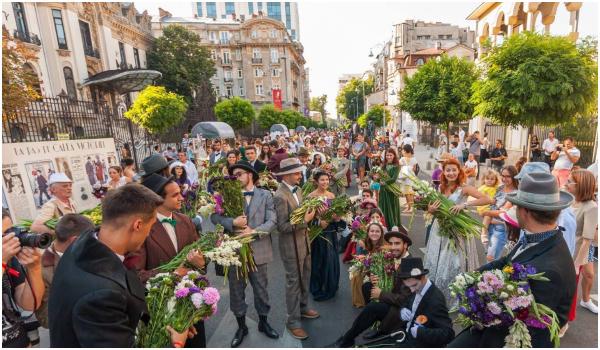 Mii de bucureşteni au sărbătorit zilele oraşului cu tururi ghidate, concursuri de vâslit și vizite în subteran