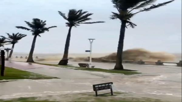 Taifunul Ragasa face prăpăd în Asia. MAE, avertizare pentru românii din China