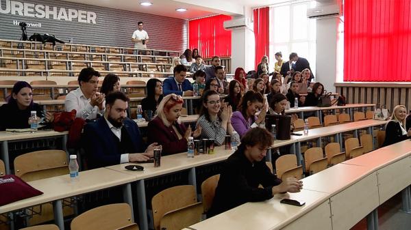 Cum va arăta România în 2050 din perspectiva studenţilor. Viziunea lor, premiată de Fundaţia Dan Voiculescu