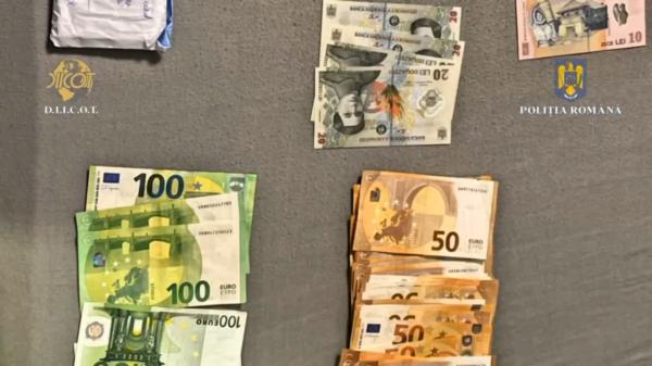 Reţeaua de traficanţi de droguri din Sectorul 5, ajutată de o poliţistă cu informaţii din interior