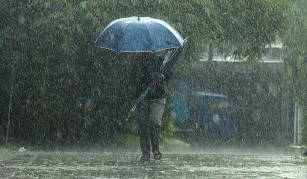 România, sub o avalanşă de alerte de vreme severă: Ninsori la munte, vânt puternic, rupere de nori în sud