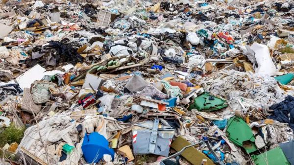 Risc de poluare masivă în Timiș. Depozitul de la Ghizela, supraîncărcat cu gunoaie și levigat