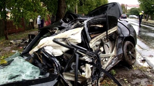 Un tânăr de 22 de ani și-a pierdut viața în timpul unei depășiri riscante pe DN7, în judeţul Argeş