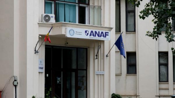 Inspector ANAF, prieten cu infractorii. Şi-a recunoscut vinovăţia în schimbul unei pedepse mai mici