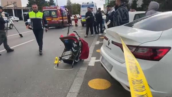 Momentul accidentului din Capitală: o mamă e spulberată pe trecere, când îşi plimba fetiţa cu căruciorul