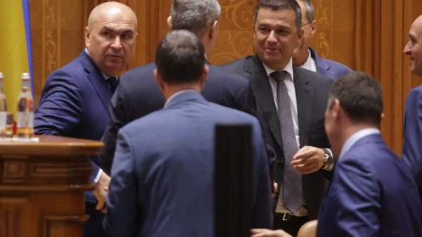 Scandaluri tot mai mari în coaliţia de guvernare. Alegerile din Capitală şi concedierile, printre motive