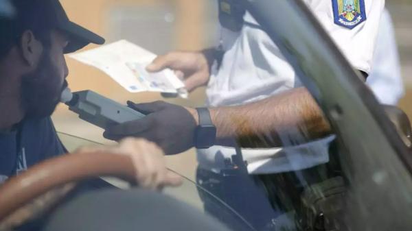 Tânăr de 25 de ani din Tulcea, record de sancţiuni în trafic. Permisul i-a fost suspendat 300 de zile