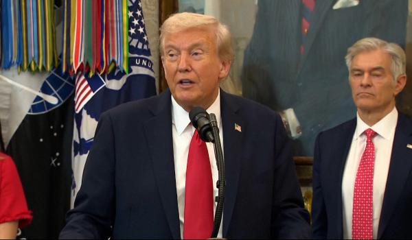 Trump schimbă foaia înainte de summitul de la Budapesta. Cum ar putea ajunge Putin în Ungaria