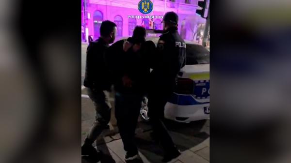 Un bărbat din Sri Lanka a furat 77.000 de euro de la patronul firmei unde lucra. Unde erau ascunşi banii