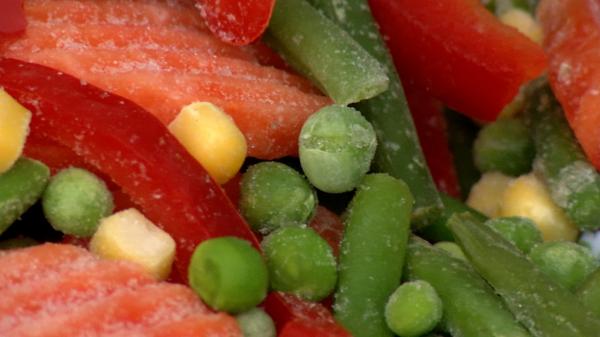 Nutriţionişti: legumele şi fructele congelate, mai hrănitoare decât cele proaspete