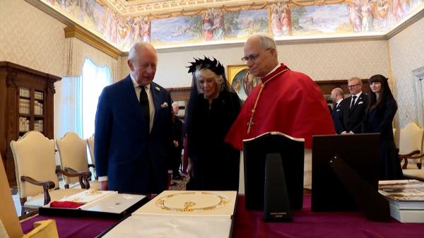 Șefii Bisericilor Anglicană și Catolică s-au rugat împreună pentru prima dată în ultimii 500 de ani