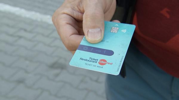 Doar 4 din 10 angajaţi primesc suma maximă de 50 de lei la tichetele de masă