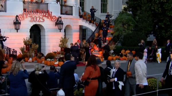 Cum s-au pregătit Donald şi Melania Trump de Halloween. Cele mai ingenioase decoraţiuni din acest an