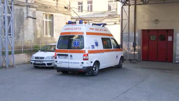 Anchetă la 2 hoteluri din Băile Felix, după ce mai mulţi copii au acuzat stări de rău după masă