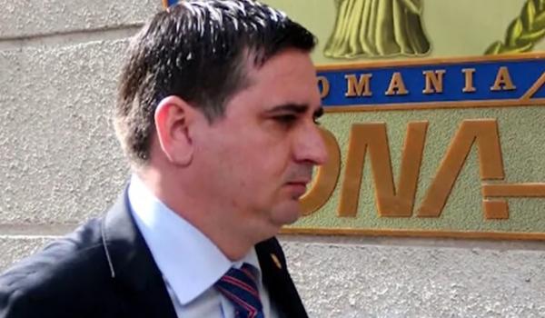 Marius Isăilă, arestat în dosarul "Mită la MApN". Reacţia lui Octavian Berceanu, după apariţia stenogramelor