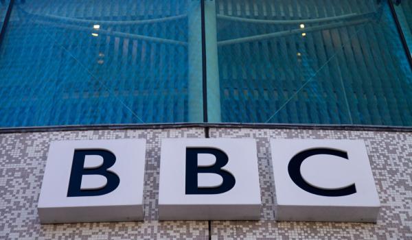 Directorul general al BBC a demisionat. Este acuzat că prezentat în mod eronat un discurs al lui Trump