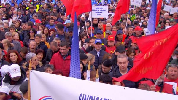 Mii de români au ieșit în stradă, nemulțumiți de prețurile mari și veniturile care nu țin pasul scumpirilor