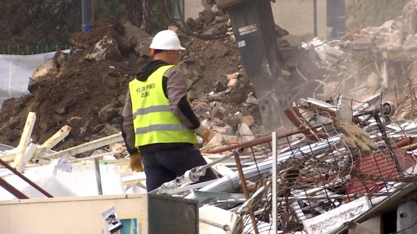 Aripa arsă a Spitalului de Boli Infecțioase Constanța, demolată la 4 ani de la incendiu. Urmează modernizarea