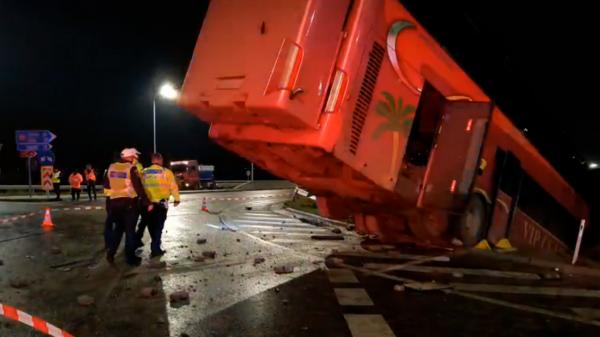 Planul Roşu, activat seara trecută după ce un autocar cu 24 de ucraineni s-a răsturnat în Brăila