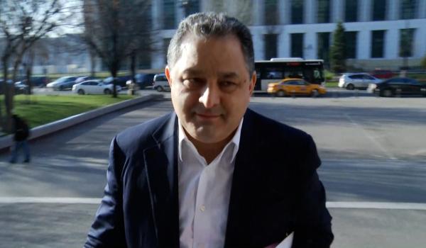 Vanghelie, audiat după incidentul din trafic. Spune că femeia ar fi fost pusă de "cineva din SRI" să-l fileze