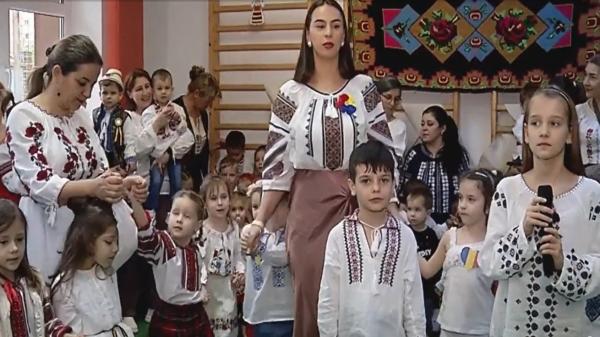 1 Decembrie prin ochi de copil. Cum au sărbătorit elevii unei şcoli din București Ziua Națională