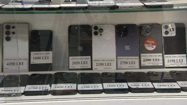 Telefoane şi electrocasnice, luate în rate şi duse imediat la amanet. Noua tactică a escrocilor