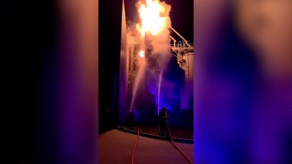Incendiu la un uscător de cereale în Tulcea. 10 tone de seminţe de floarea-soarelui cuprinse de foc la Enisala