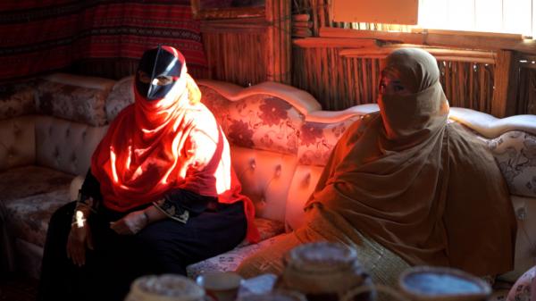 Aventură în deşertul din Oman. Cum arată resorturile de lux ascunse între dunele de nisip