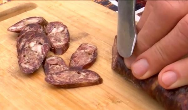 Mulţi români renunţă la tradiţionalul porc pentru o altă delicatesă de Crăciun. Kilogramul costă 150 de lei