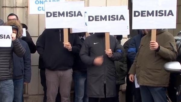 PUSL cere demisia ministrului Diana Buzoianu: "Ne obligă să venim în stradă"