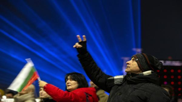 Proteste masive în Bulgaria. Oamenii cer demisia Guvernului şi un buget de stat echitabil