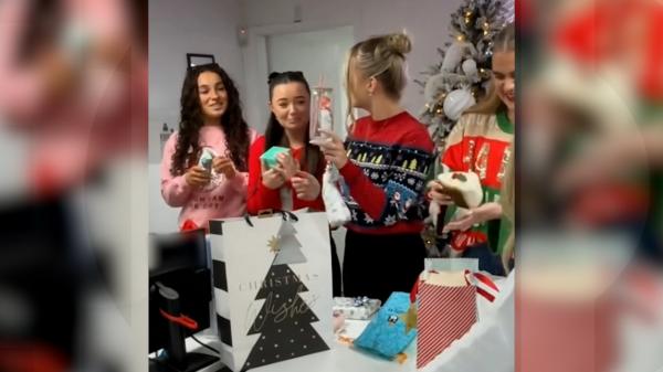 Cadoul perfect de Secret Santa. Ce opţiuni ai la îndemână atunci când nu cunoşti foarte bine destinatarul