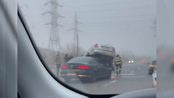 Carambol pe şoseaua dig Galați-Brăila. Patru mașini avariate din cauza nepăstrării distanței