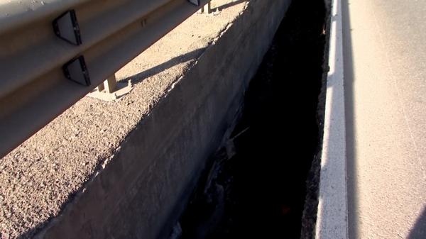 Valea Prahovei se surpă din nou. Constructorul promite că se ocupă