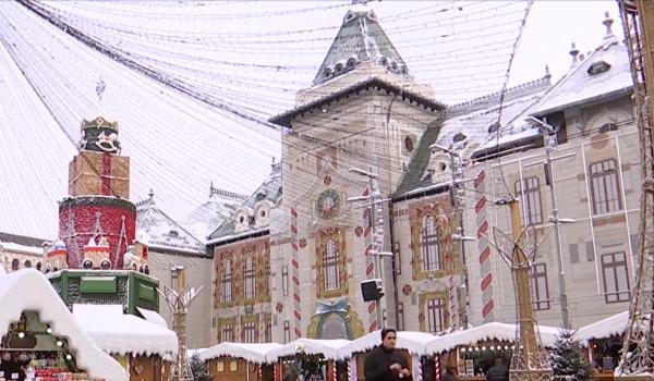 De la New York, direct în inima Olteniei. Turiștii străini, cuceriți de Târgul de Crăciun de la Craiova