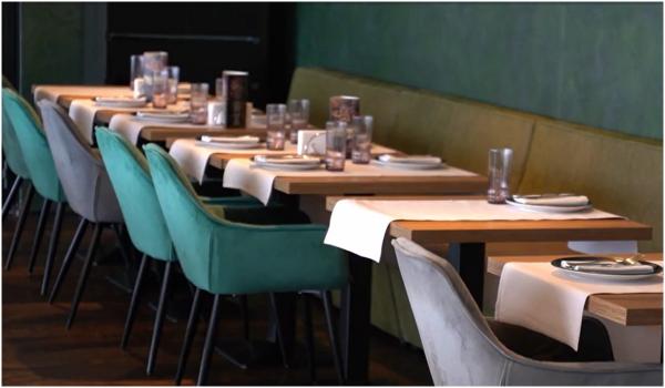 Ultima strigare pentru rezervările de Revelion. Cât a ajuns să coste masa de Anul Nou la un restaurant