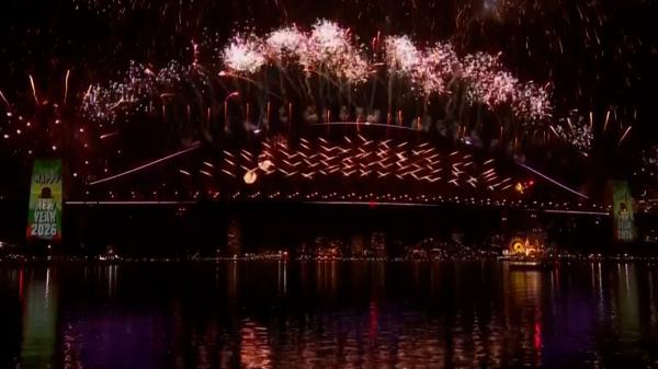 Jumătate de planetă a trecut deja în 2026. Primele ţări în care s-a deschis deja şampania