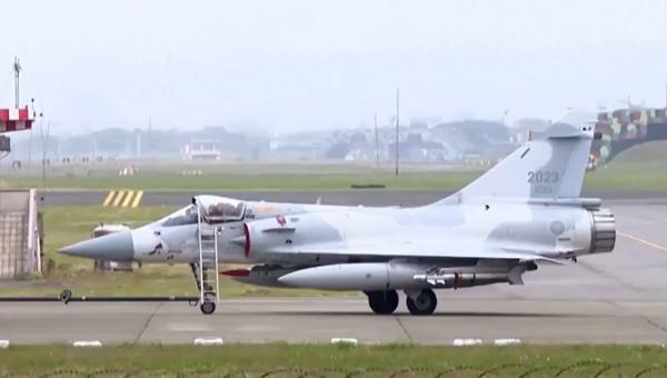 Stare de alertă în Taiwan, după ce China a efectuat ample exerciţii militare în zonă