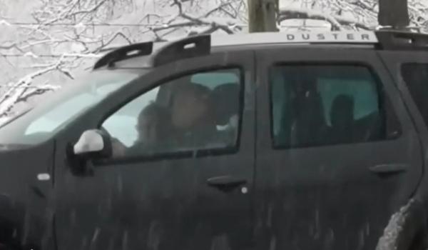 Iarna face ravagii în Franţa: 5 morți, mii de mașini blocate și haos în trafic