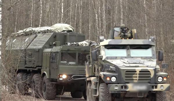 Rusia: Atacul cu Oreşnik, o răzbunare pentru tentativa de a lovi reşedinţa lui Putin. SUA: Este o minciună