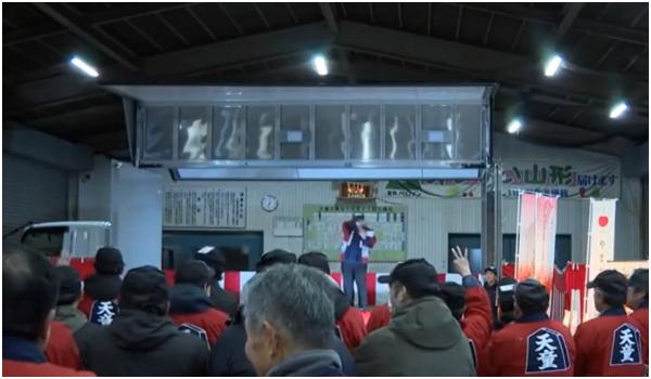 Fructele adorate de români vara se vând la preţuri record în străinătate. O ladă ajunge să coste şi 10.000 €