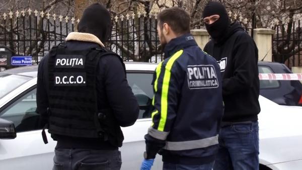 Cu cadavrul pe canapea. Un gălățean și-a ținut soția moartă în casă, pentru că nu avea bani de înmormântare